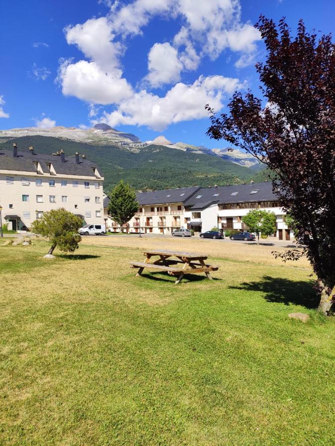 Apartamento El Roble Villanua Bagian luar foto