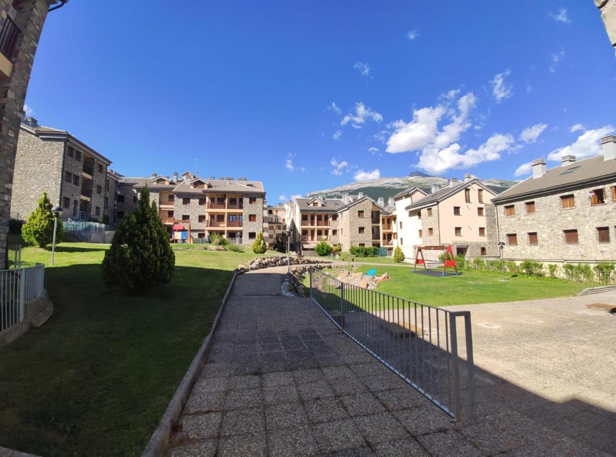 Apartamento El Roble Villanua Bagian luar foto